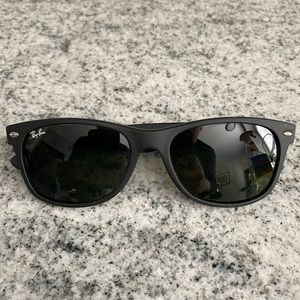 Ray-Ban New Wayfarer Sunglasses